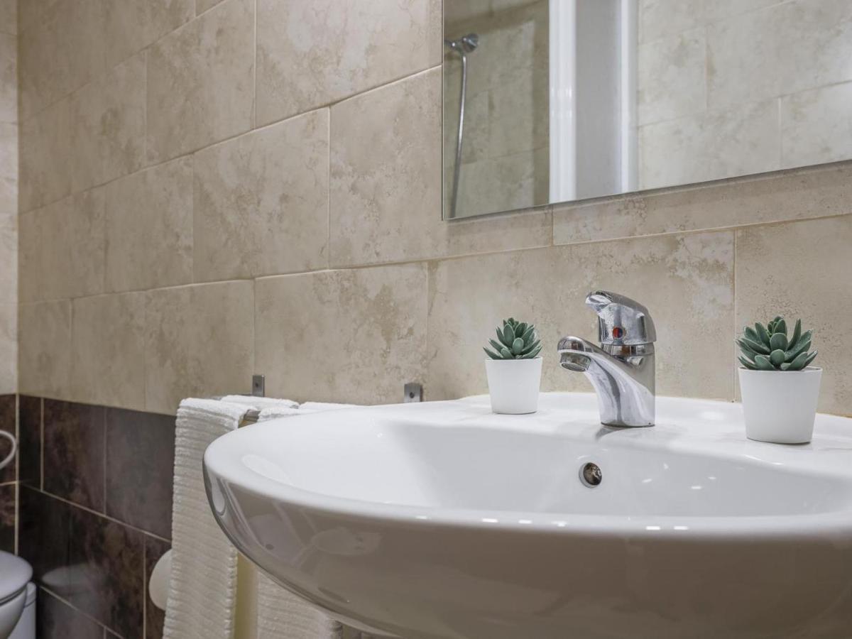 Apartament Alcala Del Rio! Bajo A Zewnętrze zdjęcie