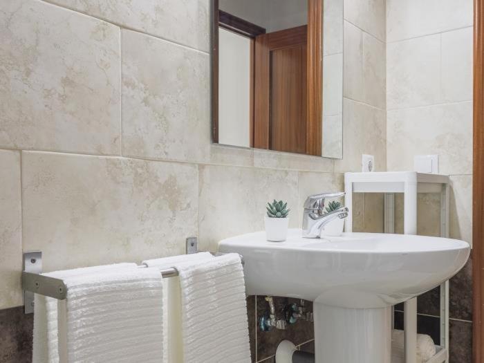 Apartament Alcala Del Rio! Bajo A Zewnętrze zdjęcie